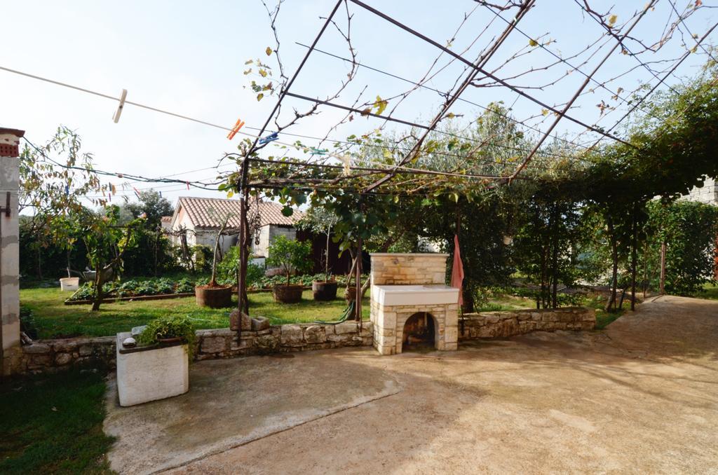 Mon Perin Castrum - Adriano *
