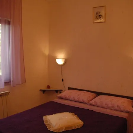 Mon Perin Castrum - Studio Apartment Adriano Bale Exterior photo